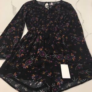 Xhilaration romper size XS